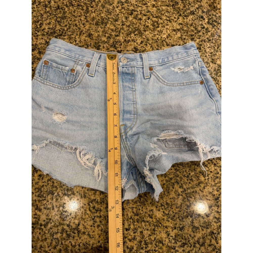 Levis 501 Original High Rise Distressed Denim Shorts Light Wash Blue W28 - Picture 7 of 10
